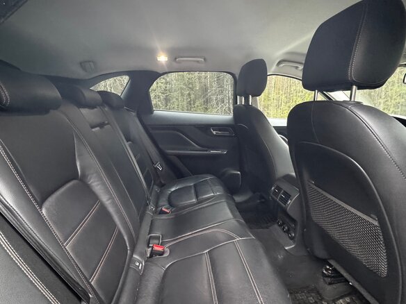 2016 Jaguar F-Pace I, белый, 1999000 рублей - вид 14