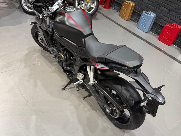 2019 Honda CBR 650R, чёрный, 785000 рублей - вид 8