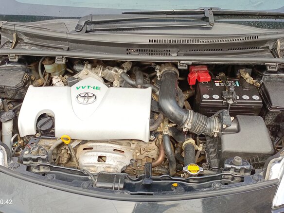 2015 Toyota Ractis II, чёрный, 800000 рублей - вид 7