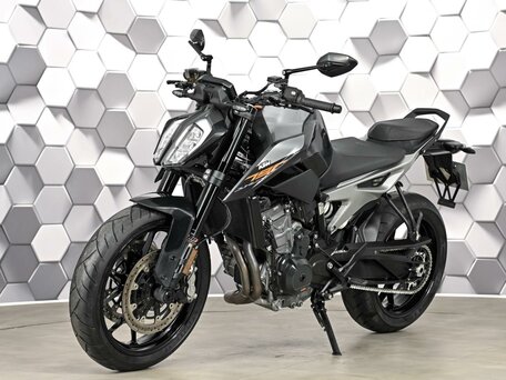 2019 KTM 790 Duke, серый, 677000 рублей, вид 2