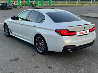 2017 BMW 5 серии 530i xDrive VII (G30/G31/G38), белый, 2250000 рублей, вид 5