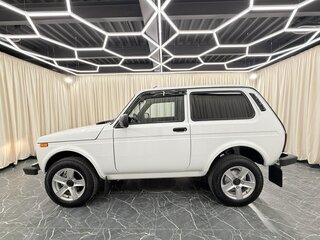 2023 Lada (ВАЗ) Niva Legend I, белый, 999999 рублей, вид 3