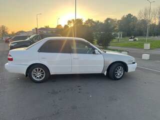 1998 Toyota Corolla VIII (E110) Рестайлинг, белый, 340000 рублей, вид 3