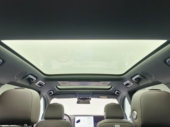2023 Li Auto (Lixiang) L9 44.5 kWh I, чёрный, 7279000 рублей - вид 18