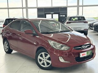 2011 Hyundai Solaris I, красный, 589000 рублей, вид 3