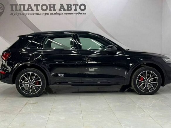 2025 Audi Q5 L 45 TFSI II (FY) Рестайлинг, чёрный, 5750000 рублей - вид 3