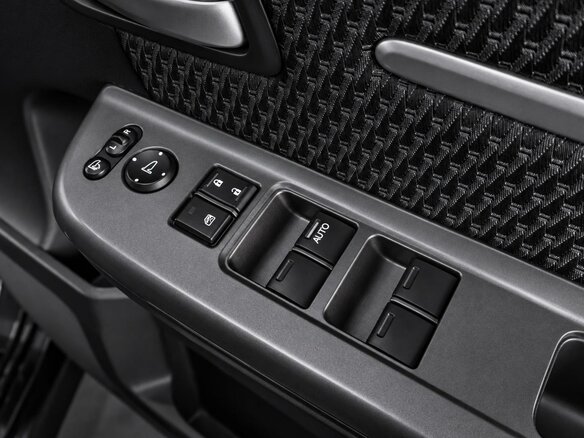 2015 Honda Stepwgn Spada V, чёрный, 1849000 рублей - вид 20