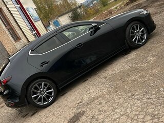 2019 Mazda 3 IV (BP), чёрный, 1870000 рублей, вид 2