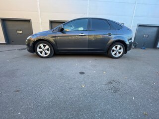 2010 Ford Focus II Рестайлинг, серый, 580000 рублей, вид 5