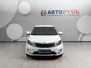 2013 Kia Rio 5-speed III, белый, 737000 рублей, вид 3