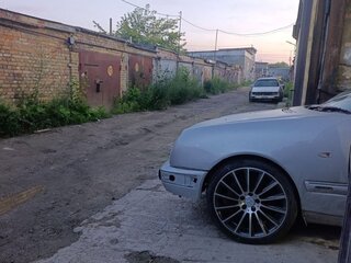 1998 Mercedes-Benz E-Класс 320 II (W210, S210), серый, 125000 рублей, вид 5