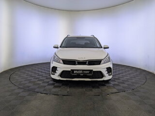 2022 Kia Rio X IV Рестайлинг, белый, 1770000 рублей, вид 2