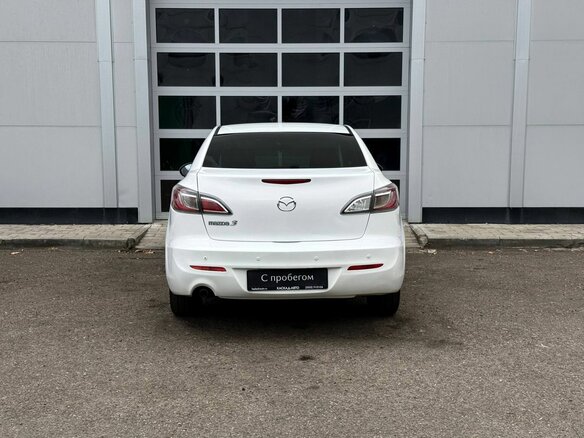 2013 Mazda 3 II (BL) Рестайлинг, белый - вид 3