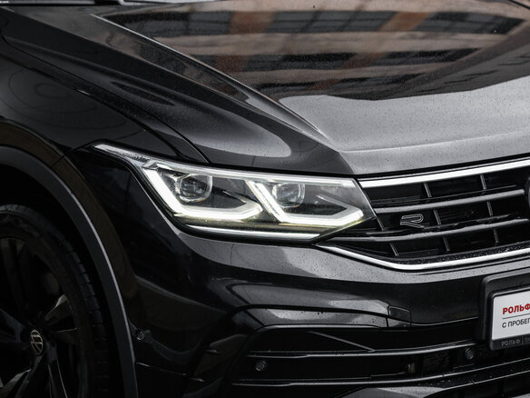 2021 Volkswagen Tiguan II Рестайлинг, чёрный - вид 10