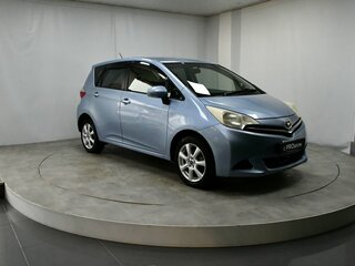 2011 Toyota Ractis II, голубой, 845000 рублей, вид 3