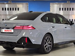 2025 BMW 5 серии 520i VIII (G60/G61/G68), серый, 7150000 рублей, вид 2