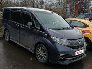 2017 Honda Stepwgn Spada V, фиолетовый, 1850000 рублей, вид 3