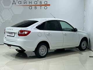 2026 Lada (ВАЗ) Granta I Рестайлинг, белый, 1098000 рублей, вид 5