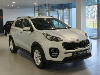 2018 Kia Sportage IV, серебристый, 1700000 рублей, вид 3