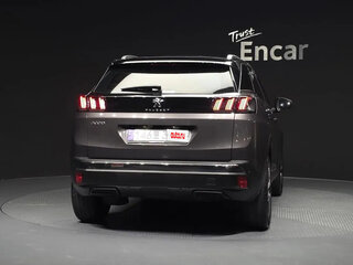 2022 Peugeot 3008 II Рестайлинг, серебристый, 1490222 рублей, вид 4