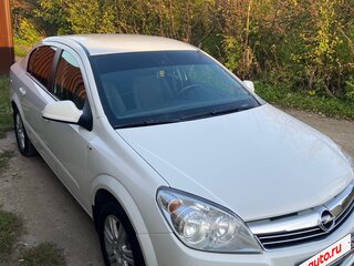 2011 Opel Astra H Рестайлинг, белый, 750000 рублей, вид 1