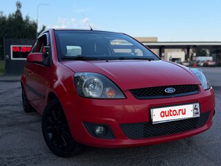 2007 Ford Fiesta Mk5, красный, 369000 рублей, вид 4