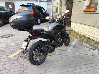 2023 Bajaj Dominar 400, чёрный, 370000 рублей, вид 2