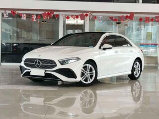 2023 Mercedes-Benz A-Класс 180 Long IV (W177) Рестайлинг, белый, 1950004 рублей, вид 1