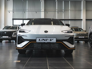 2026 Changan UNI-V I Рестайлинг 2, белый, 3579900 рублей, вид 5