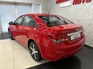 2012 Chevrolet Cruze I, красный, 835000 рублей, вид 3