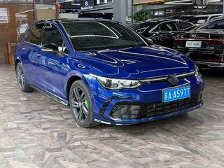 2023 Volkswagen Golf VIII, синий, 2100000 рублей, вид 3