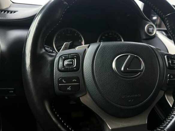 2021 Lexus NX 200 I Рестайлинг, чёрный, 4000000 рублей - вид 11