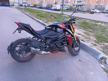 2017 Suzuki GSX-S 1000, красный, 649000 рублей, вид 4