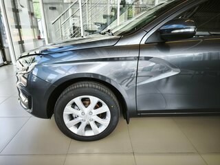 2026 Lada (ВАЗ) Vesta I Рестайлинг (NG), серый, 1805000 рублей, вид 3