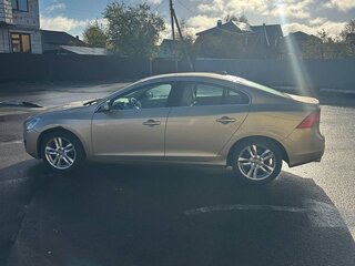 2012 Volvo S60 II, жёлтый, 763000 рублей, вид 4
