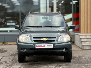 2017 Chevrolet Niva I Рестайлинг, зелёный, 689000 рублей, вид 3