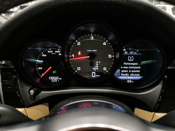 2016 Porsche Macan S Diesel I, чёрный, 4390000 рублей - вид 12