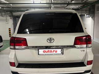 2020 Toyota Land Cruiser 200 Series Рестайлинг 2, белый, 8500000 рублей, вид 5