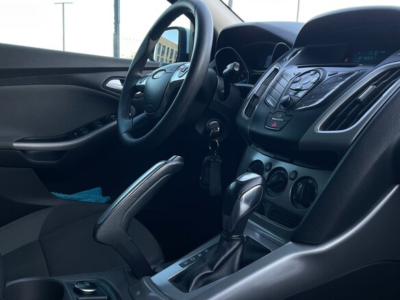 2013 Ford Focus III, белый - вид 16