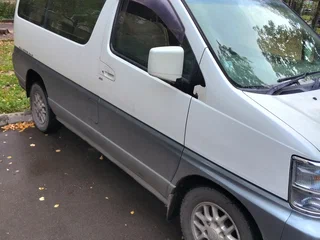 1997 Nissan Elgrand I (E50), белый, 600000 рублей, вид 1