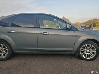 2010 Ford Focus II Рестайлинг, серый, 478000 рублей, вид 3