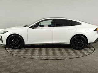 2024 Changan UNI-V I, белый, 2250000 рублей, вид 4