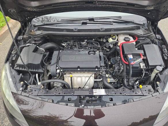 2014 Opel Astra J Рестайлинг, коричневый, 780000 рублей - вид 6