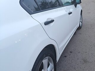 2012 Honda Civic IX, белый, 1080000 рублей, вид 3