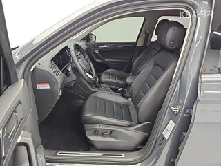 2023 Volkswagen Tiguan II Рестайлинг, серый, 2369017 рублей, вид 5