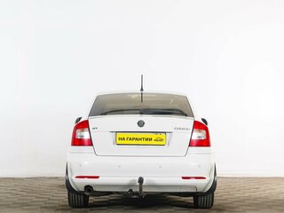 2012 Skoda Octavia II (A5) Рестайлинг, белый, 839000 рублей, вид 5