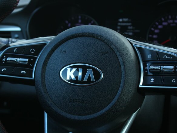 2018 Kia Optima IV Рестайлинг, серый, 1975000 рублей - вид 16