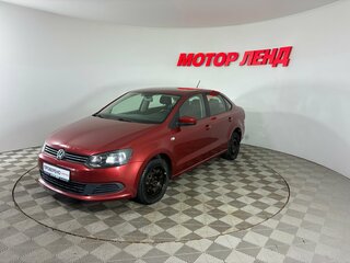 2013 Volkswagen Polo V, красный, 810000 рублей, вид 1