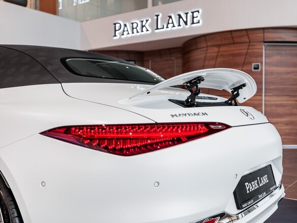 2025 Mercedes-Benz Maybach SL, белый, 33450000 рублей - вид 16