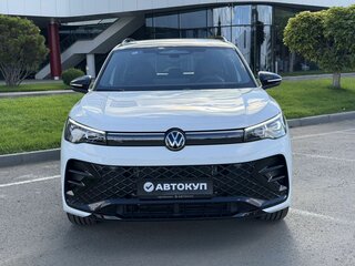 2026 Volkswagen Tiguan L Pro III (China Market), белый, 4875000 рублей, вид 3